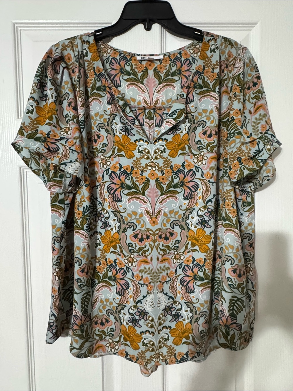 DR2 Women's Floral V-Neck Short Sleeve Top - Pastel Multi